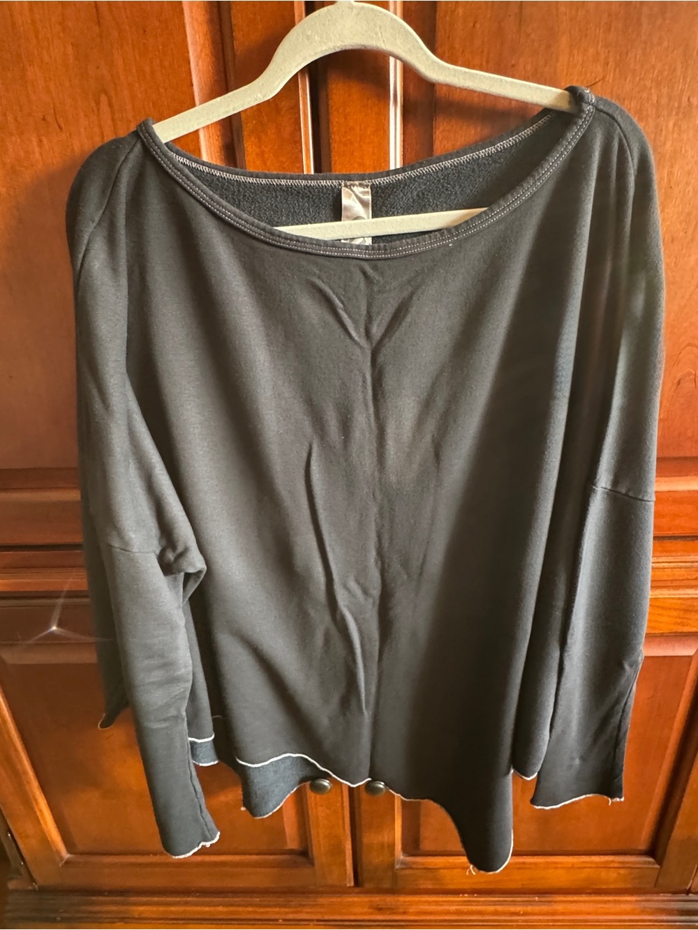 Go Couture Black Boatneck Long-Sleeve Top